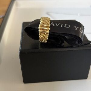 David Yurman  14k solidGold Band  weighs approximately a half ounce